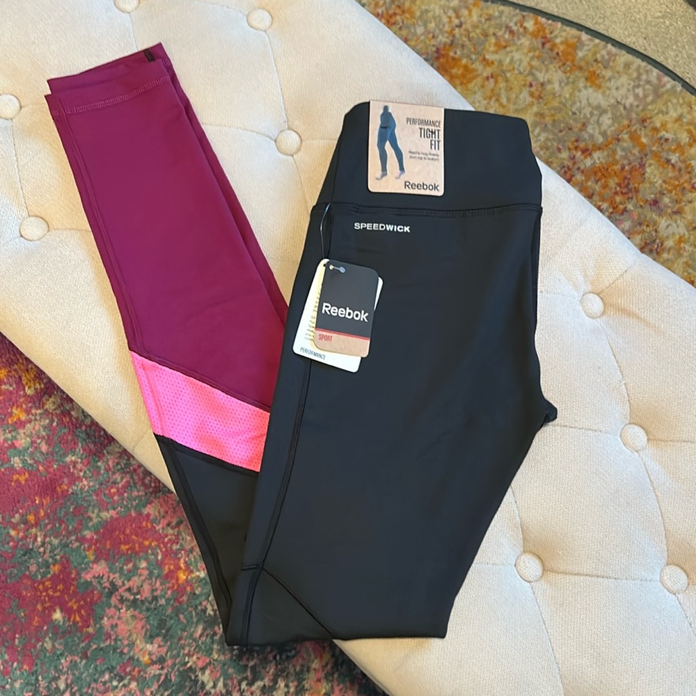 NWT Reebok- performance tight fit, speed, wick sport, leggings, size extra small